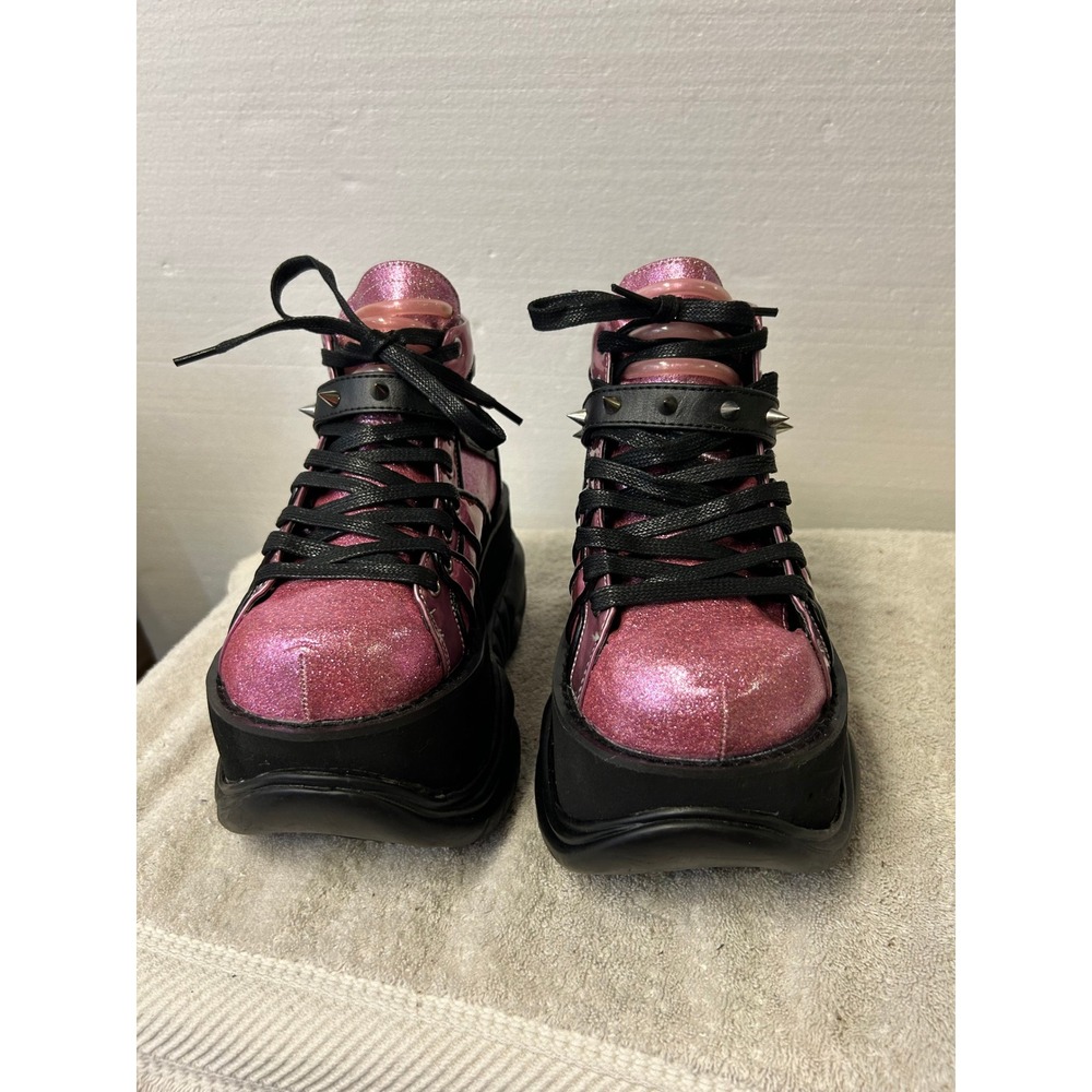 Neptune Pink Glitter Spiked Platform Sneakers Womens Size 4 Black Sole